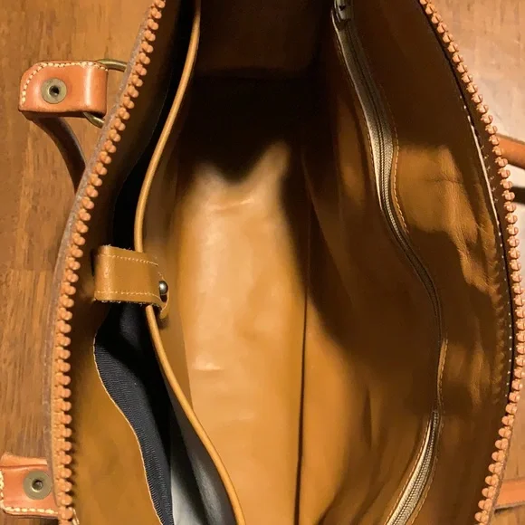 Dooney & Bourke handbag - Picture 4 of 14